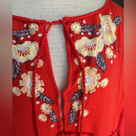 Free People floral embroidered dress, size large - Picture 4 of 14